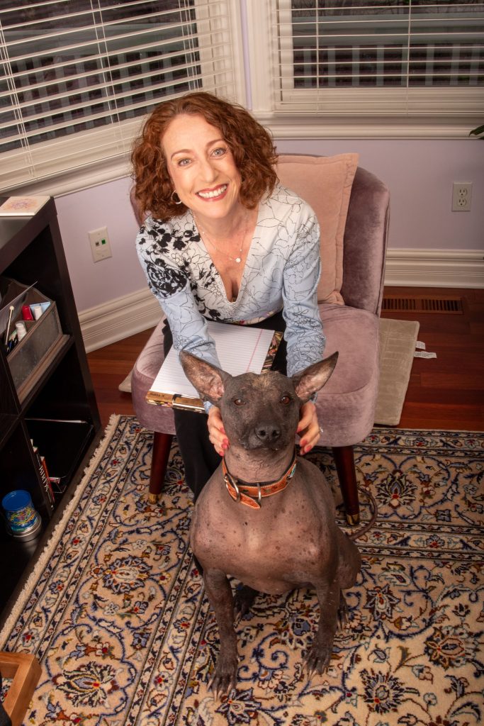 Alicia Harris is an expert EMDR and Brainspotting therapist who offers hourly and intensive therapy sessions. Chaman is her loyal therapy dog.