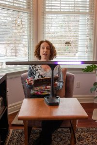 Alicia Harris is an expert EMDR and Brainspotting therapist who offers hourly and intensive therapy sessions.